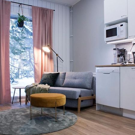 Studio 7, Air-Conditioned, 1 Free Parking, Calm Own Entrance Jyväskylä Εξωτερικό φωτογραφία